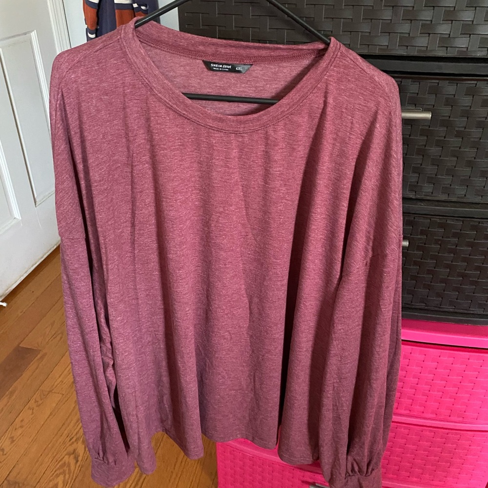 Rose shein curve top